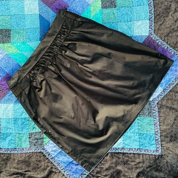 Banana Republic Skirt size 6 Black Straight Stretch Pockets Preppy - Picture 1 of 6